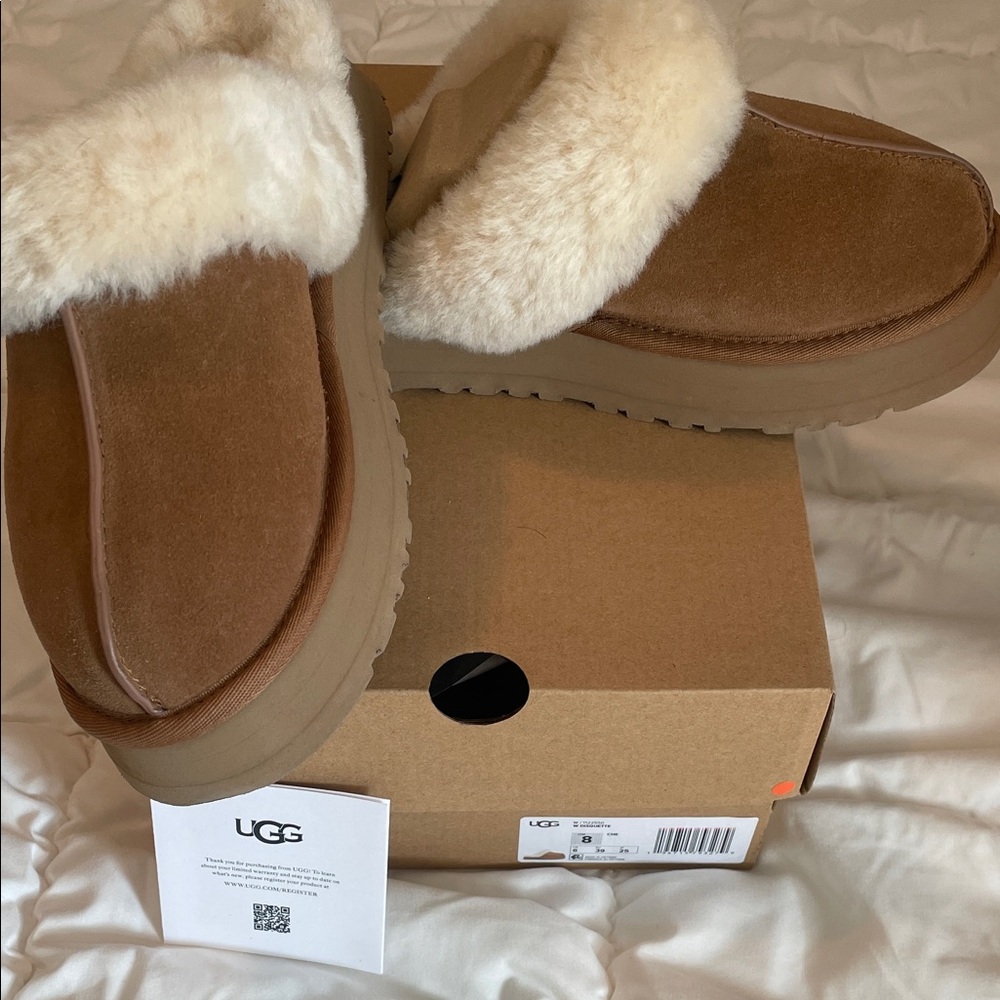 UGG Tan and Cream Disquette Sheepskin Slippers - Picture 5 of 6
